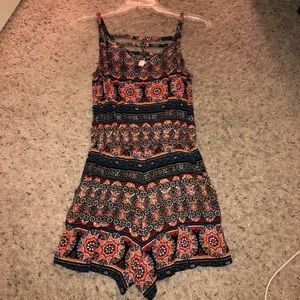 Super cute romper size small